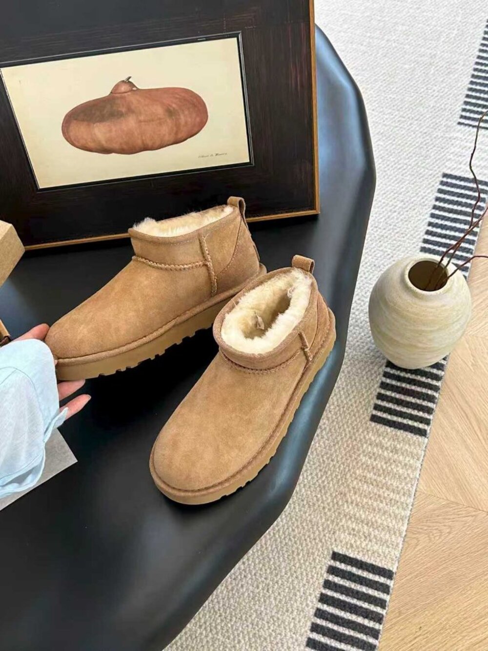 NEW UGG women's classic ultra mini boots in chestnut - Picture 5 of 8
